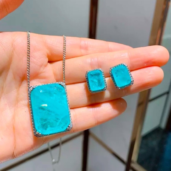 ✨Paraiba Tourmaline Earring and Pendant Halo Set✨ - Picture 4 of 4